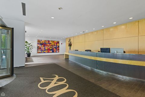 Tiny photo for 2800 N Lake Shore Drive #305, Chicago, IL 60657 (MLS # 12469563)