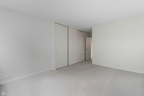 Tiny photo for 2800 N Lake Shore Drive #305, Chicago, IL 60657 (MLS # 12469563)