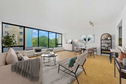 Tiny photo for 2800 N Lake Shore Drive #305, Chicago, IL 60657 (MLS # 12469563)