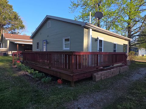 Tiny photo for 104 E Vermont Street, Carterville, IL 62918 (MLS # 12614477)