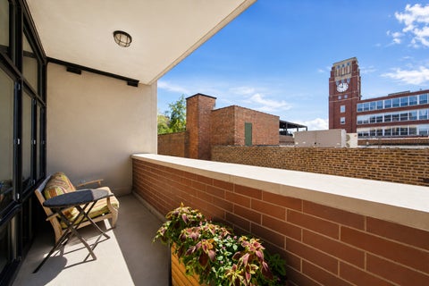 Tiny photo for 3946 N Ravenswood Avenue #411, Chicago, IL 60613 (MLS # 12751786)
