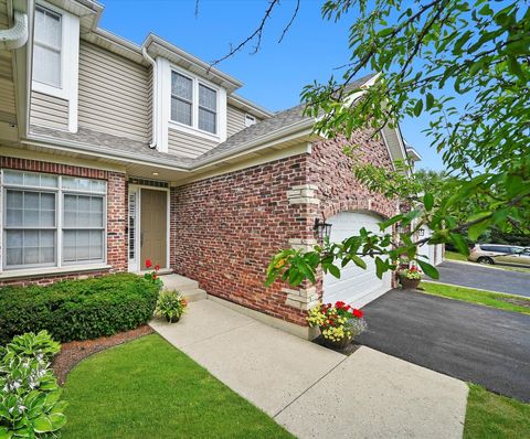 Photo of 1022 W Bogey Lane, Palatine, IL 60067 (MLS # 12421355)