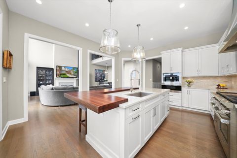 Tiny photo for 1022 W Bogey Lane, Palatine, IL 60067 (MLS # 12421355)