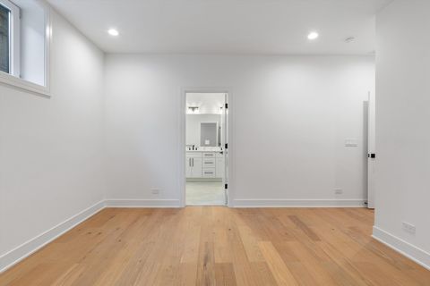 Tiny photo for 4920 N WHIPPLE Street #1, Chicago, IL 60625 (MLS # 12488911)
