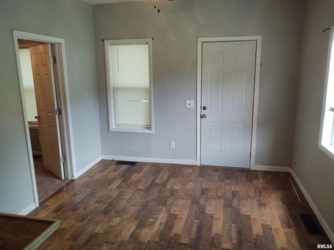 Tiny photo for 926 10TH Avenue, Rock Island, IL 61201 (MLS # QC4269717)