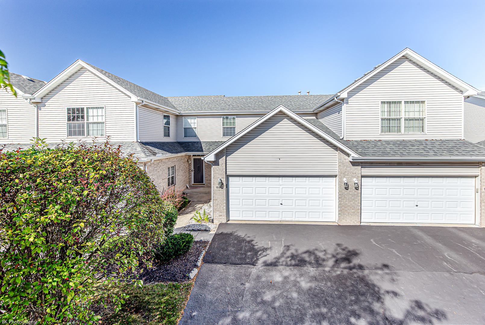 View Oak Forest, IL 60452 townhome