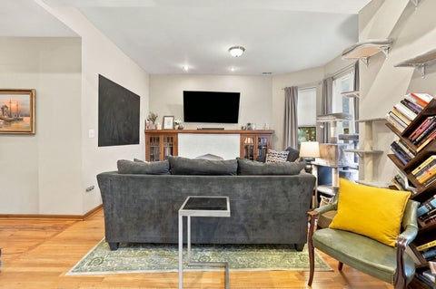 Tiny photo for 6137 S Kimbark Avenue #2, Chicago, IL 60637 (MLS # 12789559)