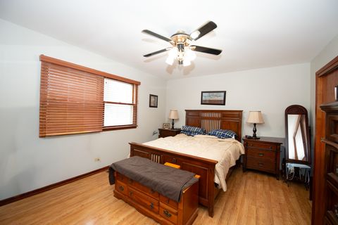 Tiny photo for 17 N Weston Avenue, Elgin, IL 60123 (MLS # 12505868)