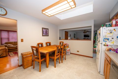 Tiny photo for 17 N Weston Avenue, Elgin, IL 60123 (MLS # 12505868)
