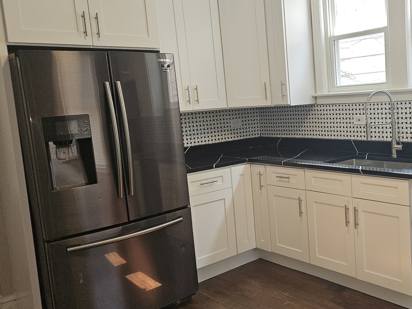 7232 S SANGAMON Street