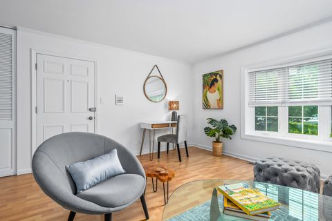 Tiny photo for 909 GREENWOOD Street #1C, Evanston, IL 60201 (MLS # 12495922)