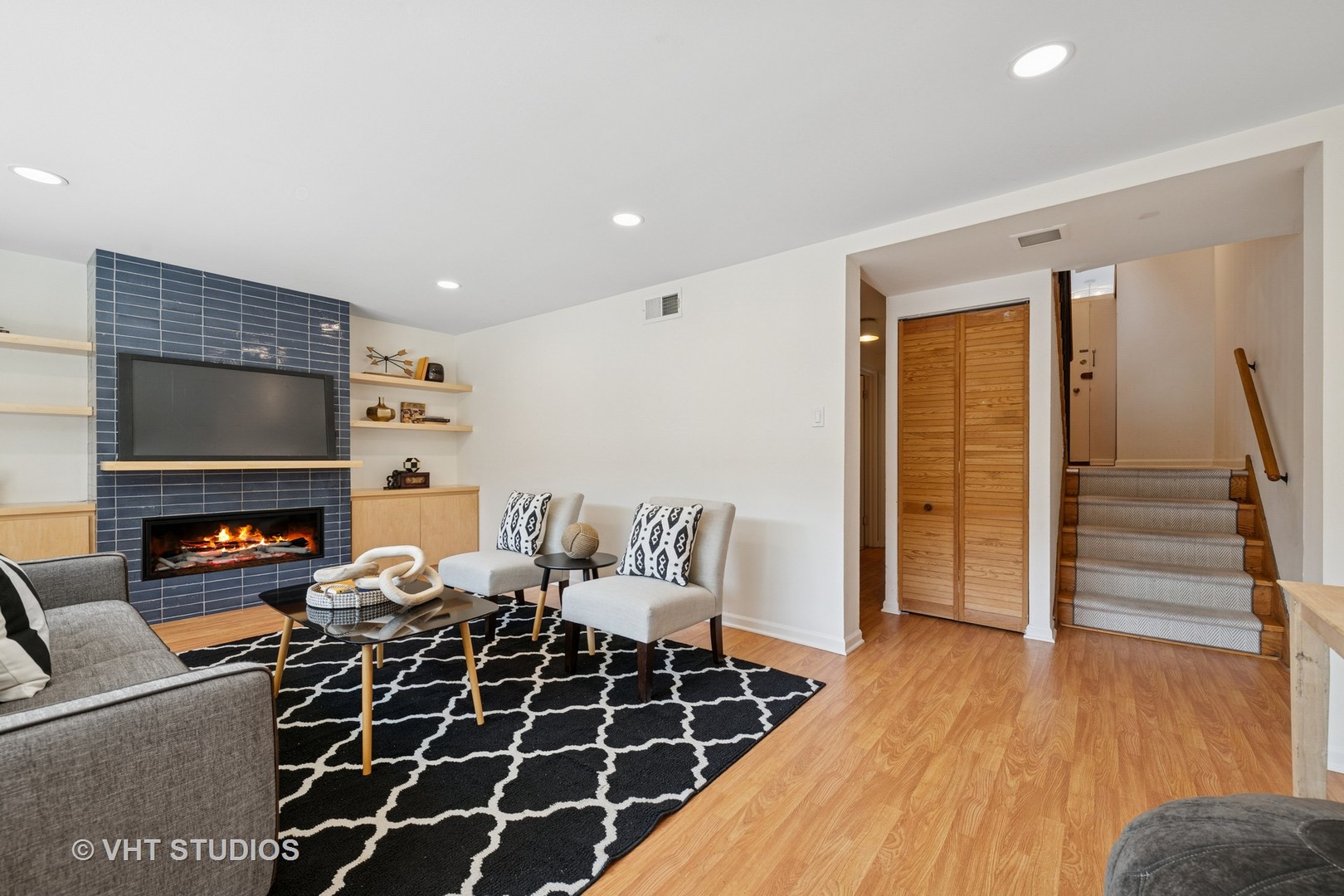 1313 E 55th Street