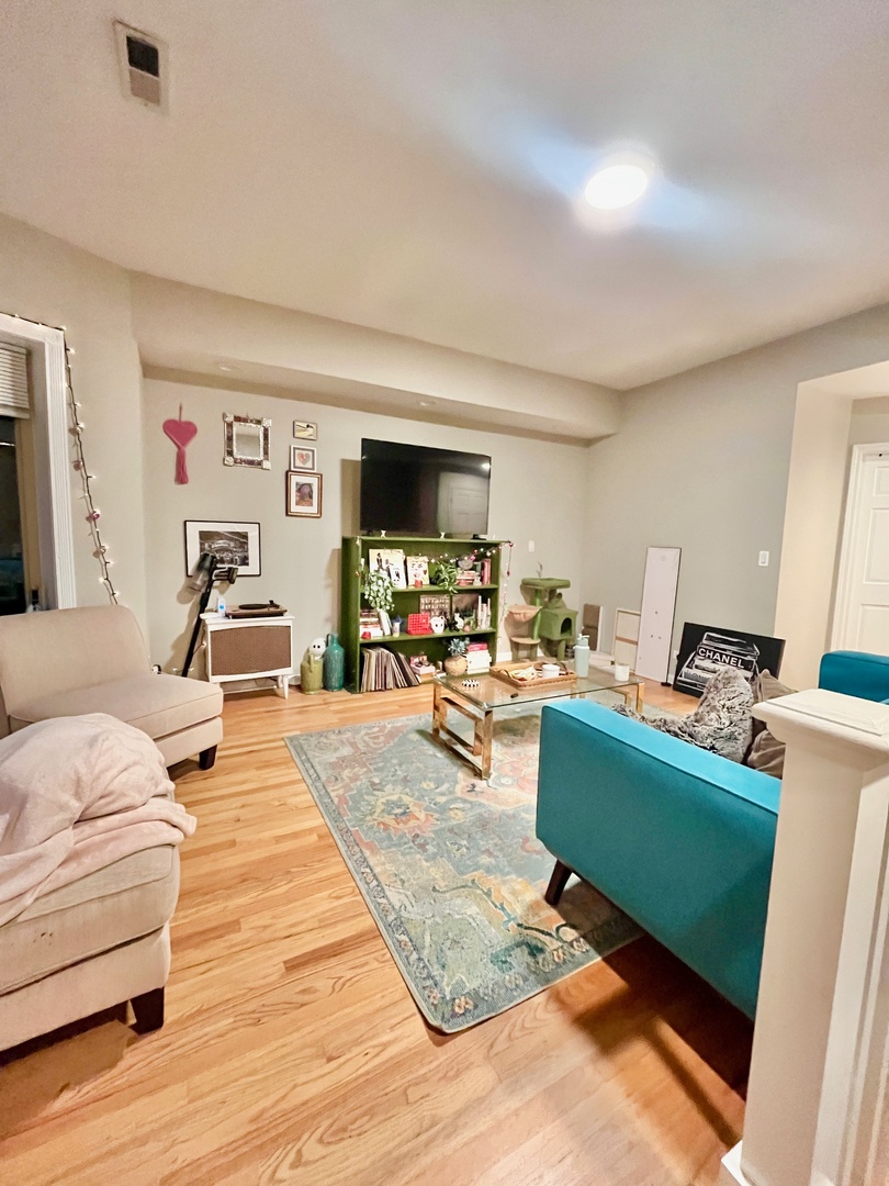 2755 W Logan Boulevard 1