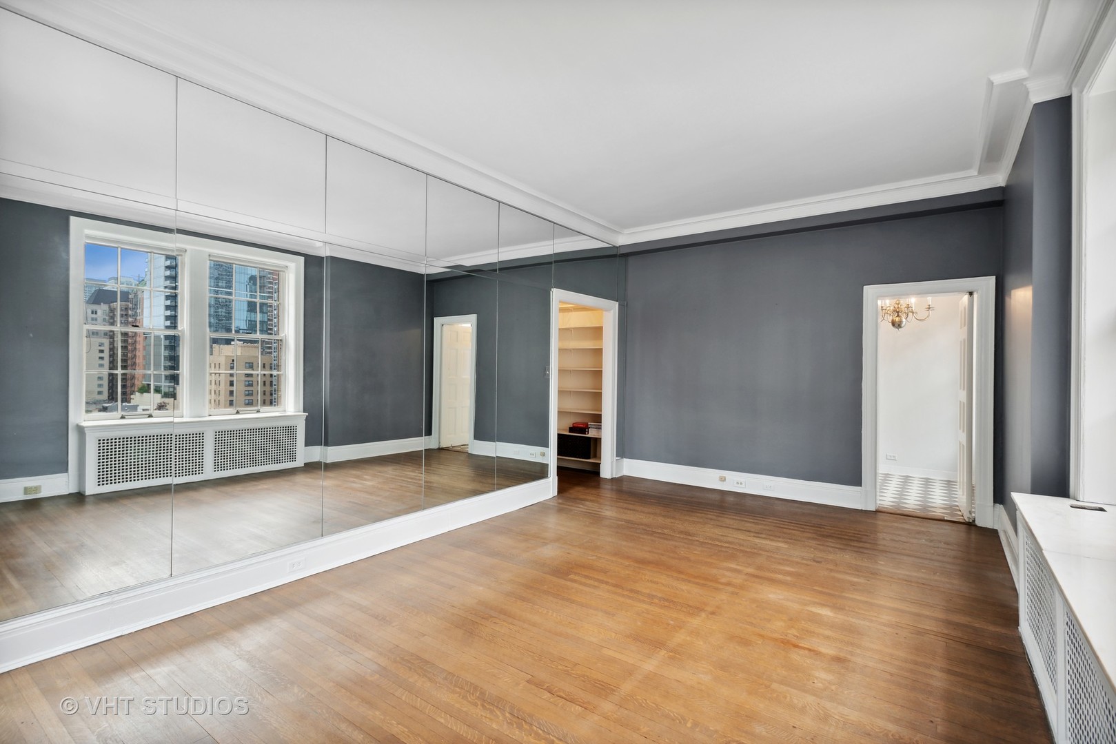 1200 N Lake Shore Drive 905