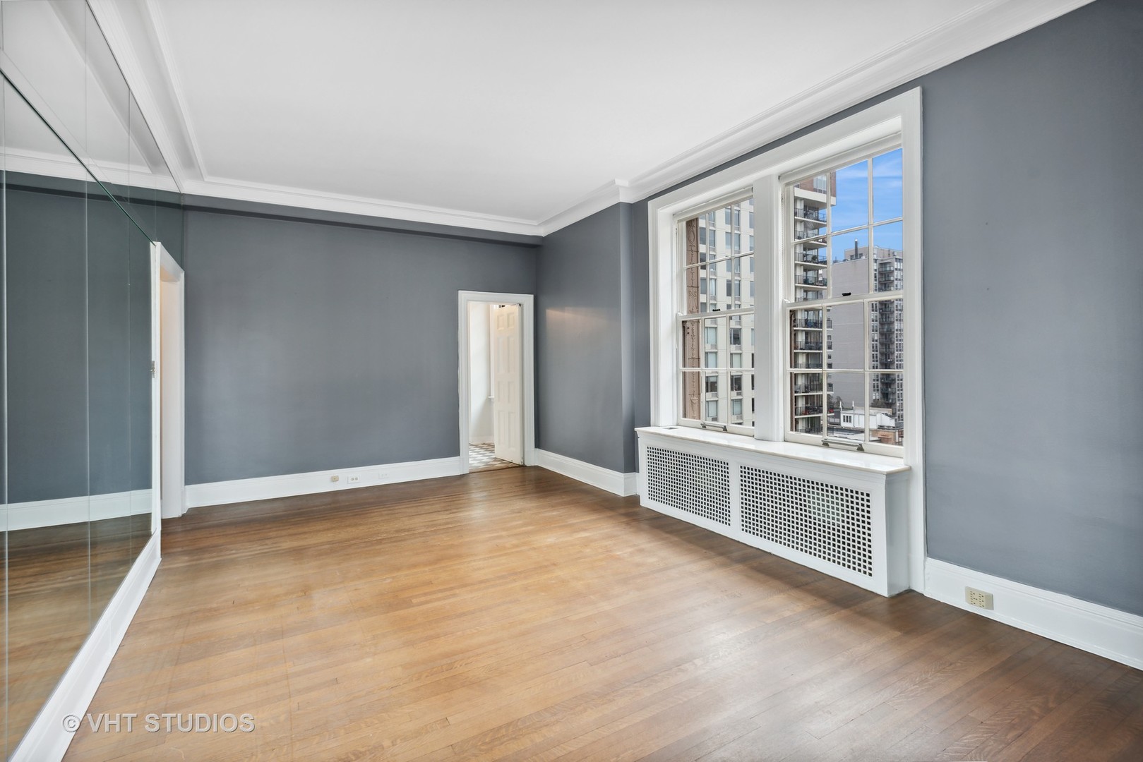 1200 N Lake Shore Drive 905