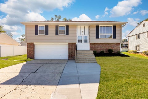 Photo of 615 Palmer Avenue, Romeoville, IL 60446 (MLS # 12784954)