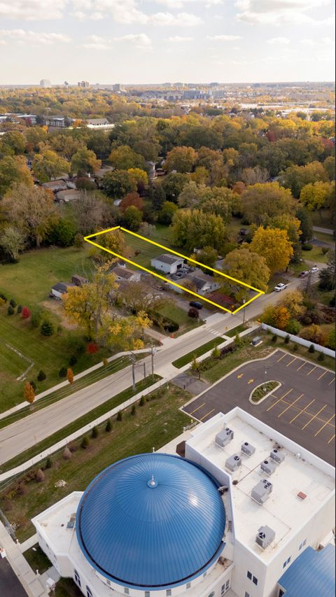 Tiny photo for 1225 S Lawler Avenue, Lombard, IL 60148 (MLS # 12526802)