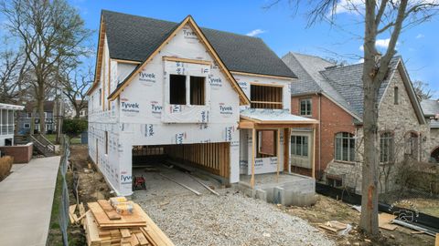 328 S Loomis Street Naperville IL 60540