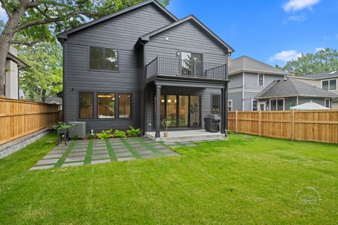 Tiny photo for 328 S Loomis Street, Naperville, IL 60540 (MLS # 12270661)