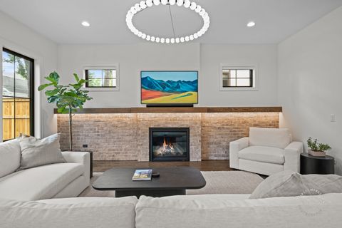Tiny photo for 328 S Loomis Street, Naperville, IL 60540 (MLS # 12270661)