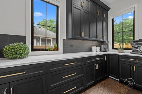 Tiny photo for 328 S Loomis Street, Naperville, IL 60540 (MLS # 12270661)