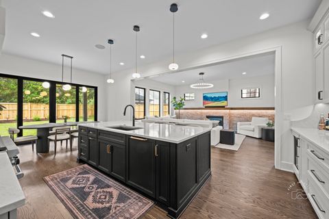 Tiny photo for 328 S Loomis Street, Naperville, IL 60540 (MLS # 12270661)
