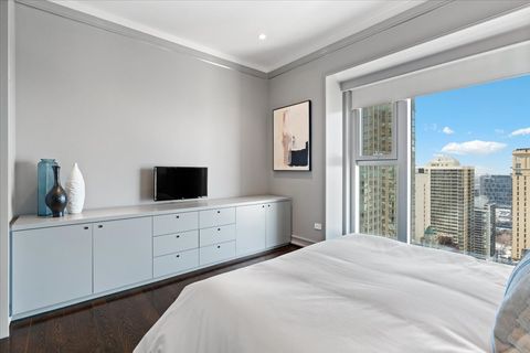 Tiny photo for 77 E WALTON Street #25D, Chicago, IL 60611 (MLS # 12567130)