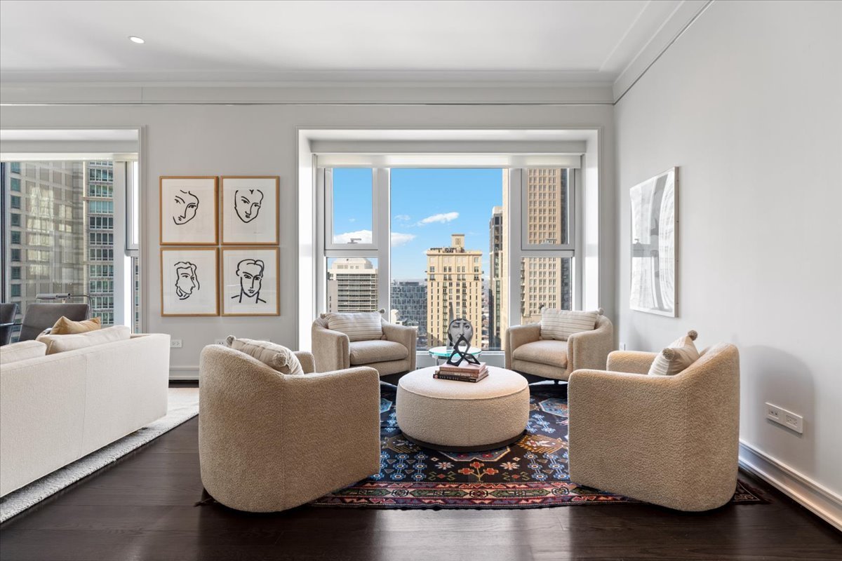 77 E WALTON Street 25D