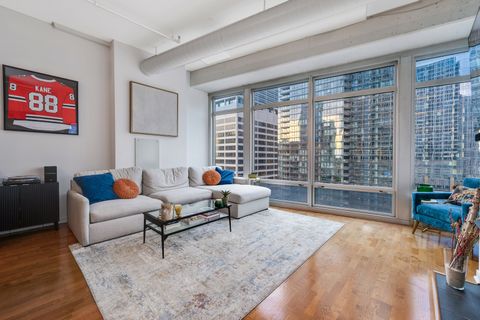 Tiny photo for 333 N CANAL Street #1306, Chicago, IL 60606 (MLS # 12606325)