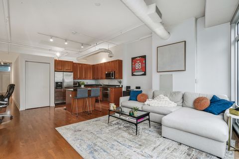 Tiny photo for 333 N CANAL Street #1306, Chicago, IL 60606 (MLS # 12606325)