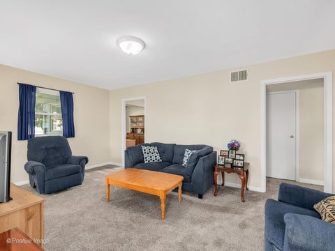 Tiny photo for 23 W Naperville Road, Westmont, IL 60559 (MLS # 12712479)