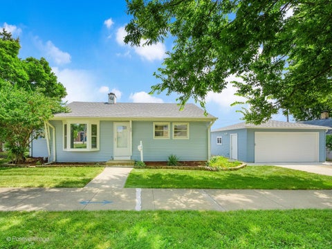 Photo of 23 W Naperville Road, Westmont, IL 60559 (MLS # 12712479)