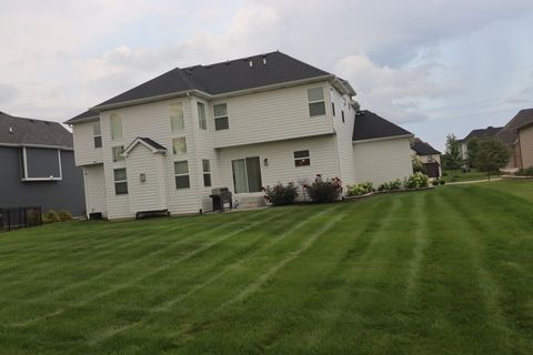 Tiny photo for 4215 Chinaberry Lane, Naperville, IL 60564 (MLS # 12444222)
