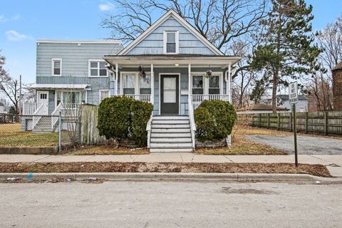 Photo of 219 154TH Place, Calumet City, IL 60409 (MLS # 12586110)