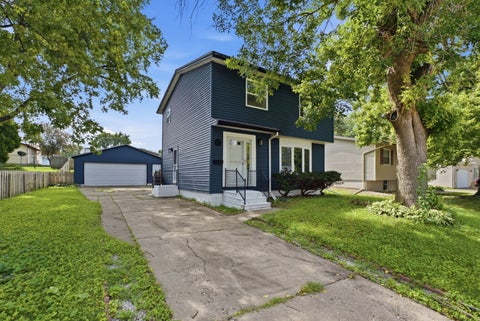 Tiny photo for 1903 Kings Drive, Bettendorf, IA 52722 (MLS # 12745672)