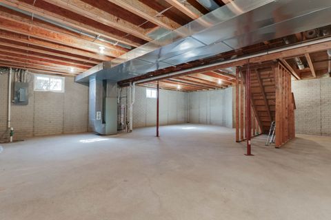 Tiny photo for 20 Crystal Court, Bloomington, IL 61704 (MLS # 12552008)