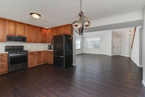 Tiny photo for 20 Crystal Court, Bloomington, IL 61704 (MLS # 12552008)