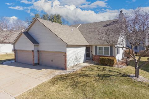 Tiny photo for 20 Crystal Court, Bloomington, IL 61704 (MLS # 12552008)