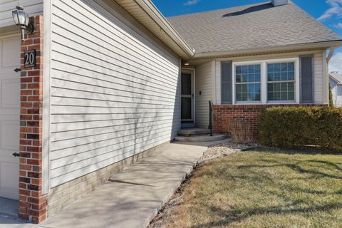 Tiny photo for 20 Crystal Court, Bloomington, IL 61704 (MLS # 12552008)