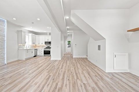 Tiny photo for 638 N Lotus Avenue, Chicago, IL 60644 (MLS # 12739496)