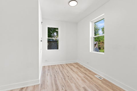 Tiny photo for 638 N Lotus Avenue, Chicago, IL 60644 (MLS # 12739496)