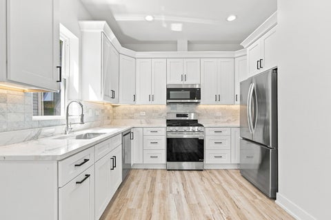 Tiny photo for 638 N Lotus Avenue, Chicago, IL 60644 (MLS # 12739496)