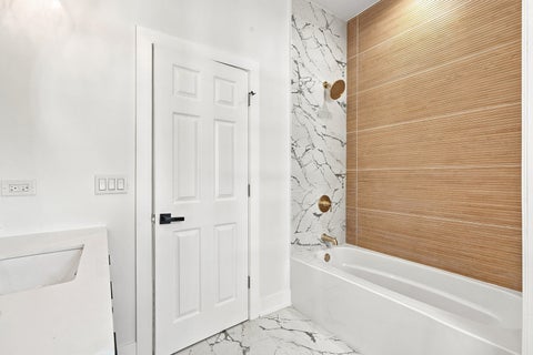 Tiny photo for 638 N Lotus Avenue, Chicago, IL 60644 (MLS # 12739496)