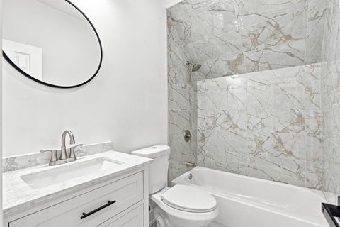 Tiny photo for 638 N Lotus Avenue, Chicago, IL 60644 (MLS # 12739496)