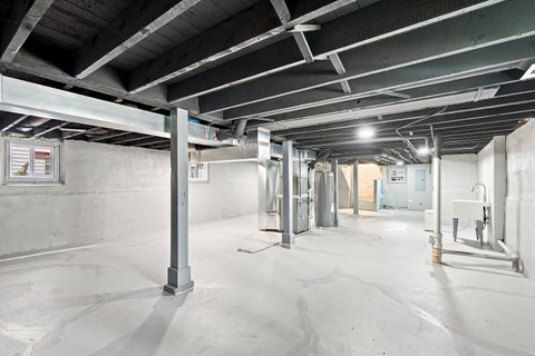 Tiny photo for 638 N Lotus Avenue, Chicago, IL 60644 (MLS # 12739496)