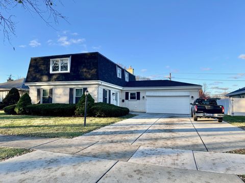 A home in Mount Prospect