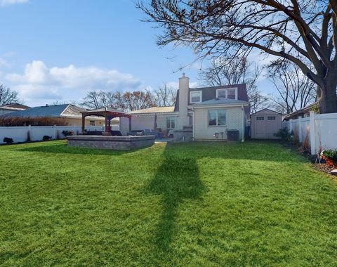 A home in Mount Prospect