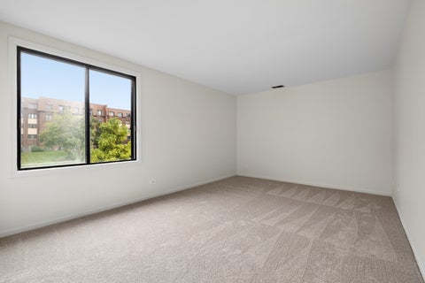 Tiny photo for 456 Raintree Court #2C, Glen Ellyn, IL 60137 (MLS # 12757631)