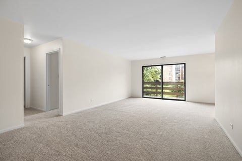 Tiny photo for 456 Raintree Court #2C, Glen Ellyn, IL 60137 (MLS # 12757631)
