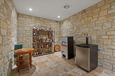 Tiny photo for 127 Glenwood Avenue, Winnetka, IL 60093 (MLS # 12677019)